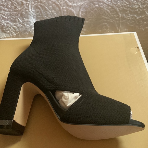 Michael kors ladies Valerie open toe ankle boot size 9.5 - Picture 5 of 8